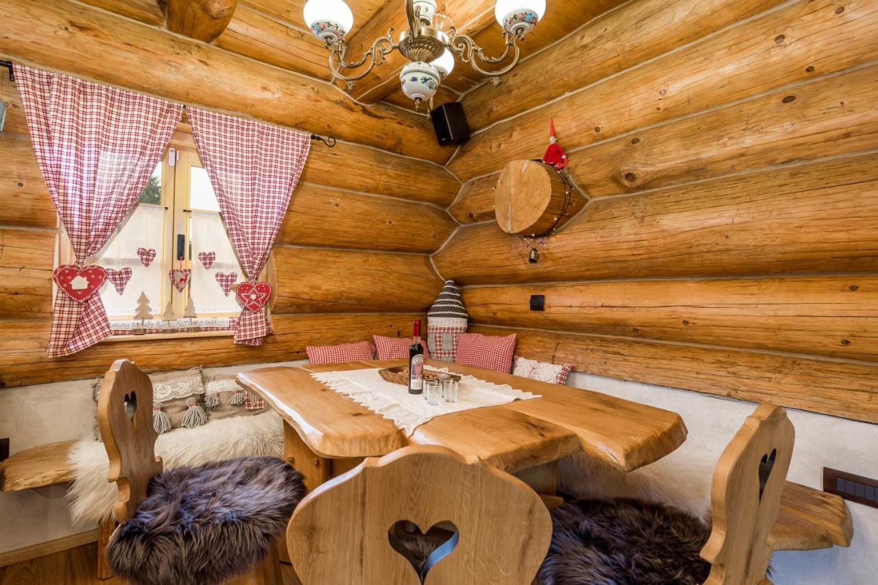 Kraljica Sume - Divjake Log Home Hlevci ภายนอก รูปภาพ