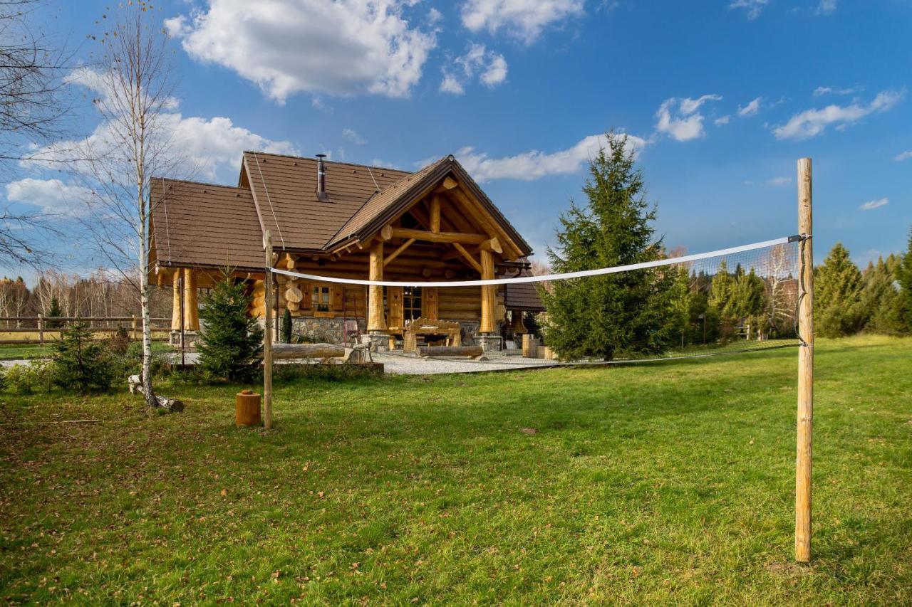 Kraljica Sume - Divjake Log Home Hlevci ภายนอก รูปภาพ